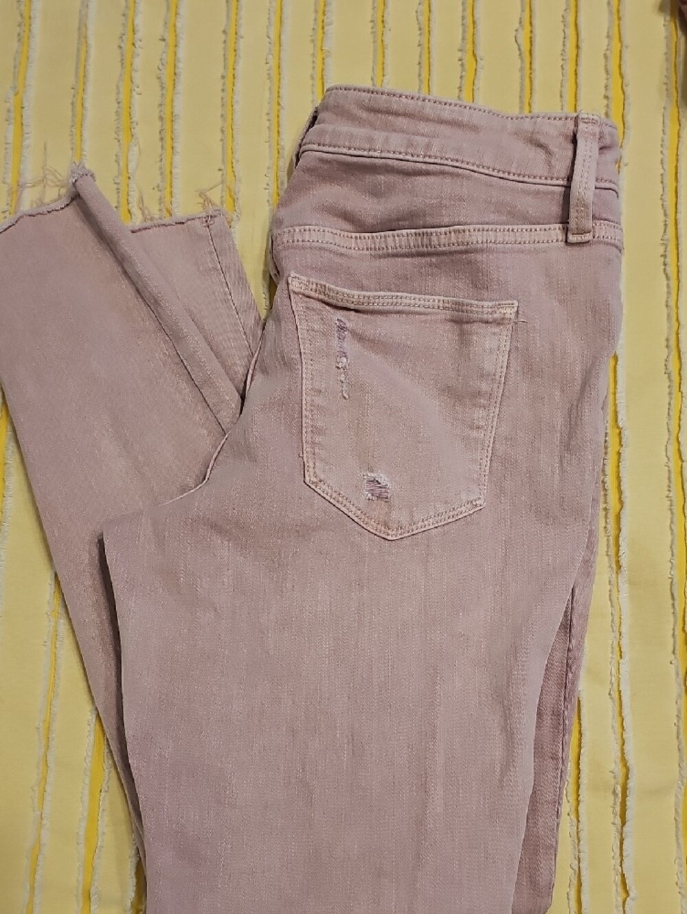 Universal Thread Women's Blush High-Rise Jeans - Picture 12 of 12